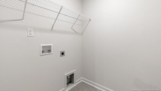 81 Discovery Way, Spring Lake, NC 28390