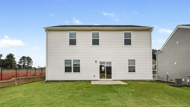 81 Discovery Way, Spring Lake, NC 28390