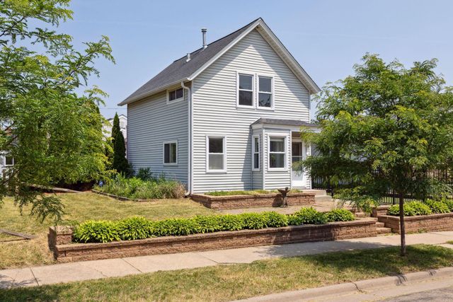 725 Watson Avenue, Saint Paul, MN 55102