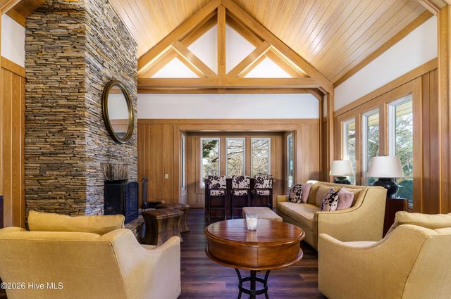 185 Old Dewberry Lane, Southern Pines, NC 28387