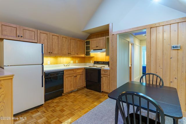 185 Old Dewberry Lane, Southern Pines, NC 28387