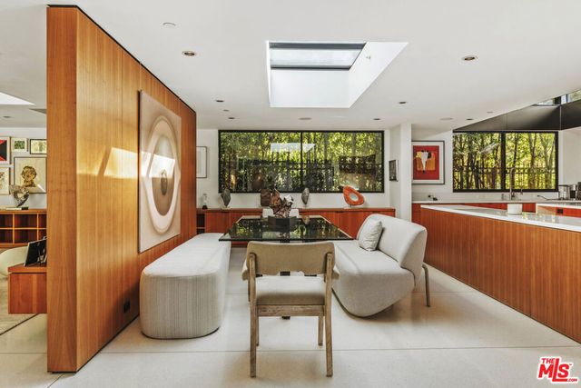 570 Evelyn Place, Beverly Hills, CA 90210