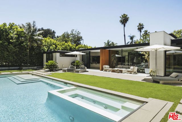570 Evelyn Place, Beverly Hills, CA 90210