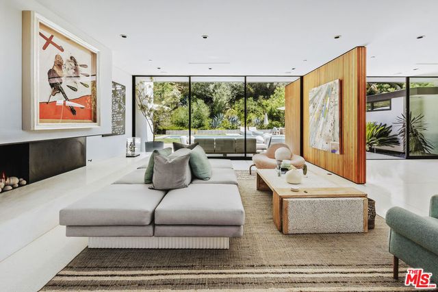 570 Evelyn Place, Beverly Hills, CA 90210