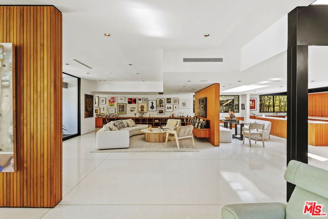 570 Evelyn Place, Beverly Hills, CA 90210