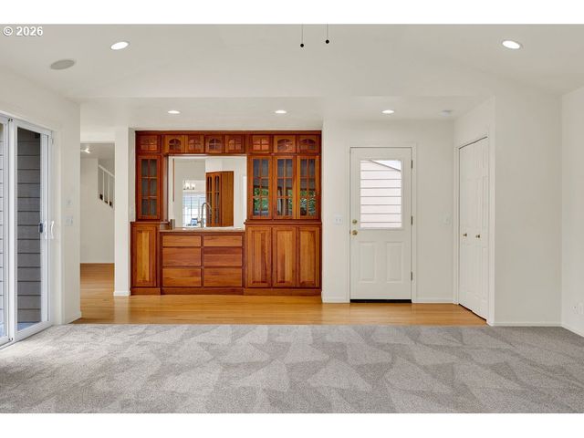 1774 RIVER POINTE Loop, Eugene, OR 97408