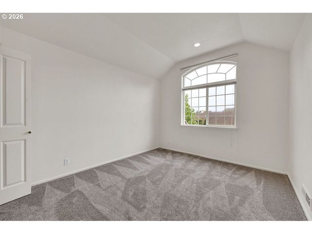 1774 RIVER POINTE Loop, Eugene, OR 97408