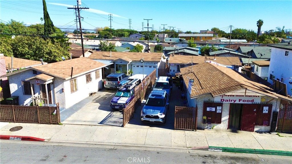 5716 Maywood, Maywood, CA 90270