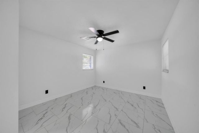 139 E Lake Drive, Lehigh Acres, FL 33936