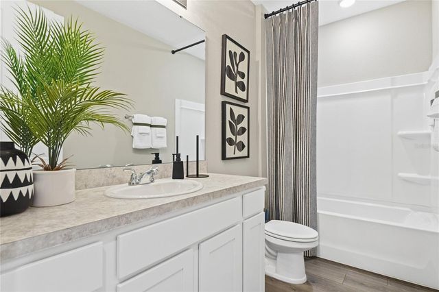 5862 SUNLIT BEND WAY, Apollo Beach, FL 33572