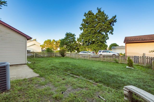 7609 Seasons Drive, Columbus, OH 43235