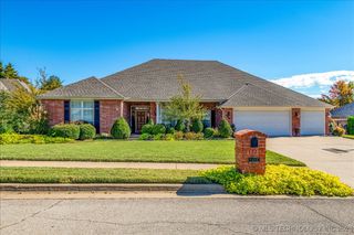 2816 Roanoke Ridge Road, Bartlesville, OK 74006