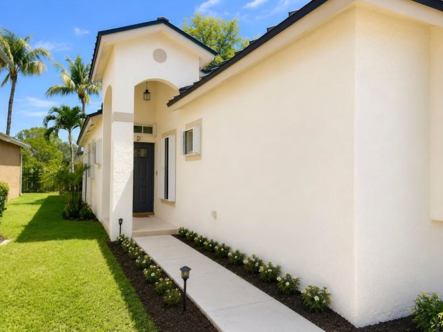 4939 Pelican Street, Coconut Creek, FL 33073