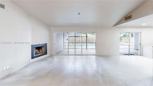 251 NW 92nd Ave, Coral Springs, FL 33071