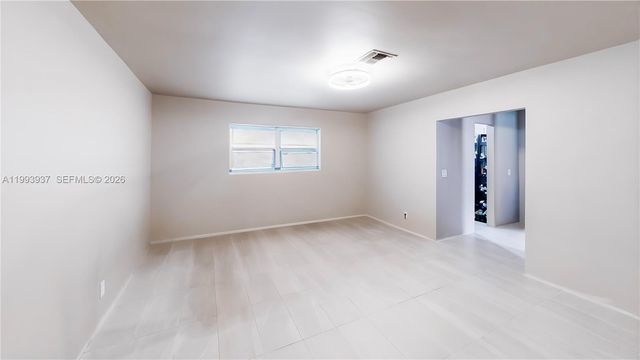 251 NW 92nd Ave, Coral Springs, FL 33071