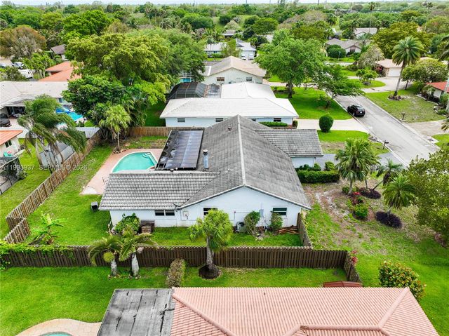 251 NW 92nd Ave, Coral Springs, FL 33071