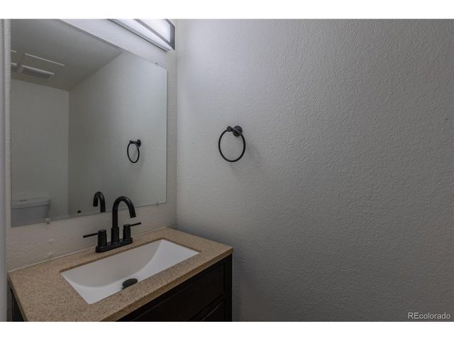 4464 Davenport Way, Denver, CO 80239