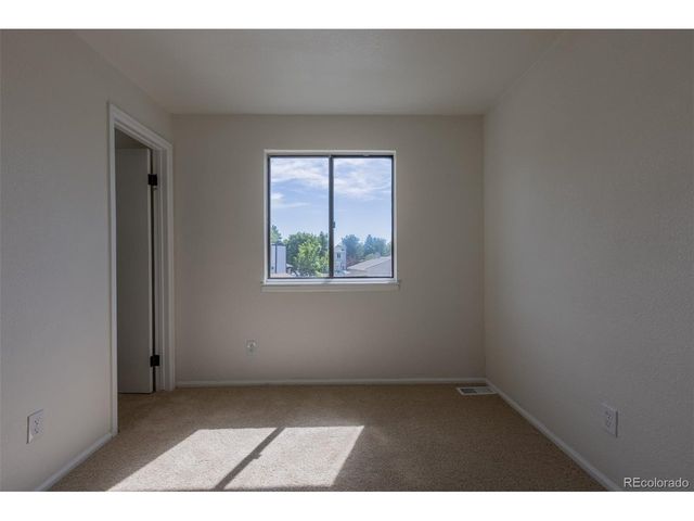 4464 Davenport Way, Denver, CO 80239