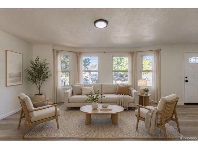 4464 Davenport Way, Denver, CO 80239