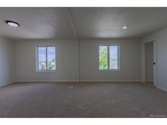 4464 Davenport Way, Denver, CO 80239