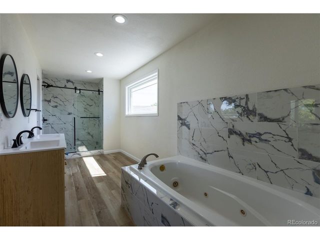 4464 Davenport Way, Denver, CO 80239