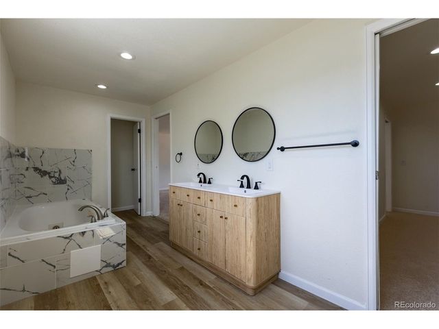 4464 Davenport Way, Denver, CO 80239