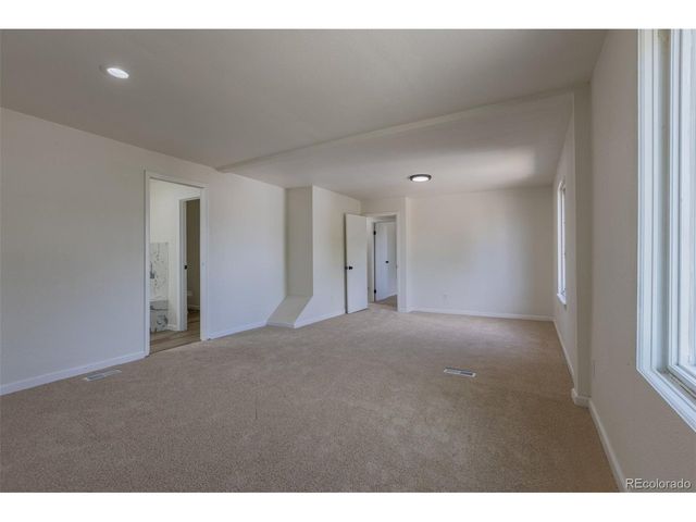4464 Davenport Way, Denver, CO 80239