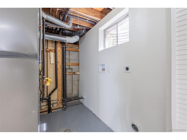 4464 Davenport Way, Denver, CO 80239