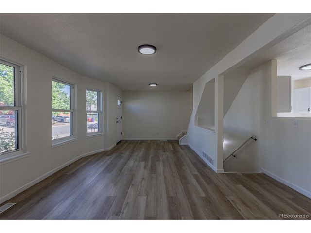 4464 Davenport Way, Denver, CO 80239
