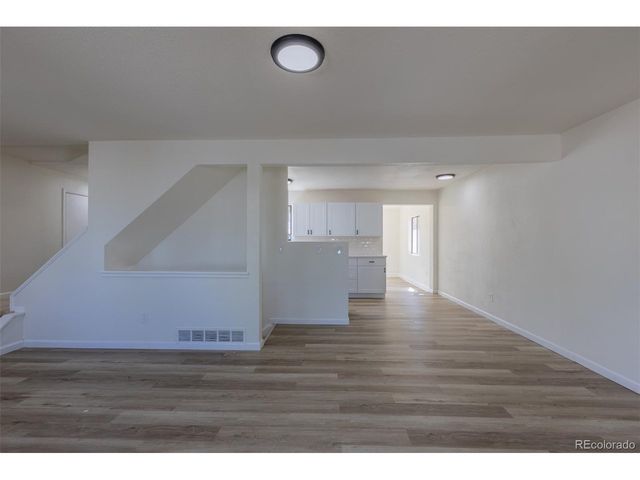 4464 Davenport Way, Denver, CO 80239