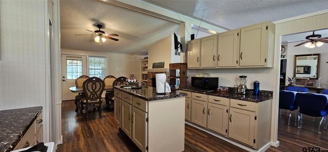 1655 Smith Circle, Combine, TX 75159