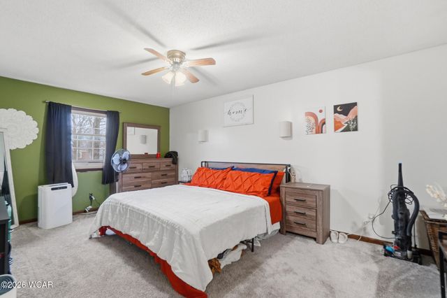 3055 Clinton Way, Lima, OH 45805