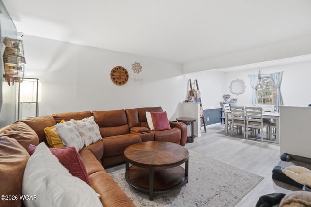 3055 Clinton Way, Lima, OH 45805