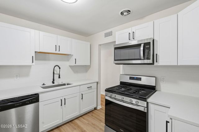 4722 E Hampton Street, Tucson, AZ 85712