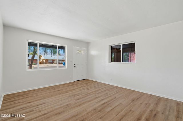 4722 E Hampton Street, Tucson, AZ 85712