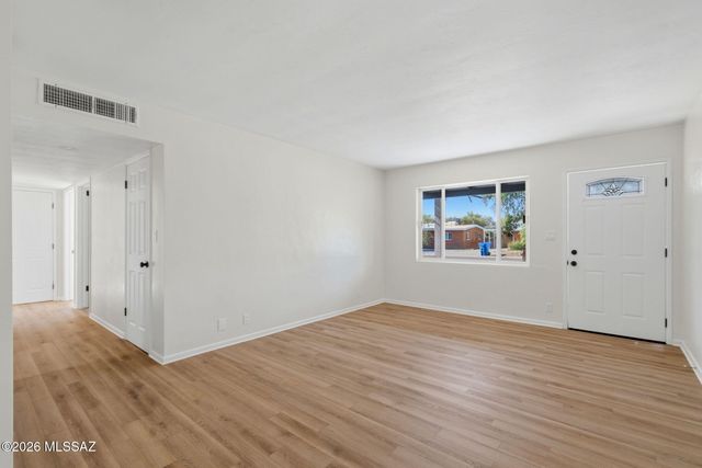 4722 E Hampton Street, Tucson, AZ 85712