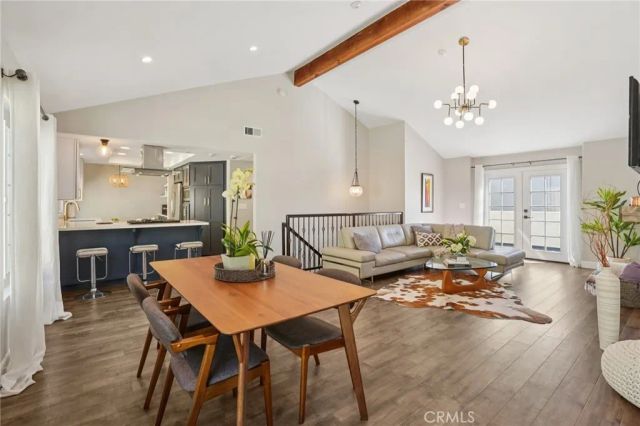 2007 Carnegie Lane B, Redondo Beach, CA 90278