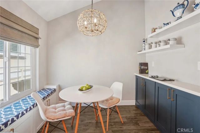 2007 Carnegie Lane B, Redondo Beach, CA 90278