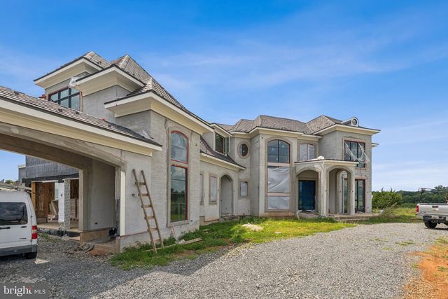 22921 MONTJOY CT, Leesburg, VA 20175