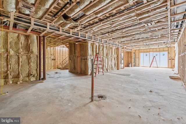 22921 MONTJOY CT, Leesburg, VA 20175