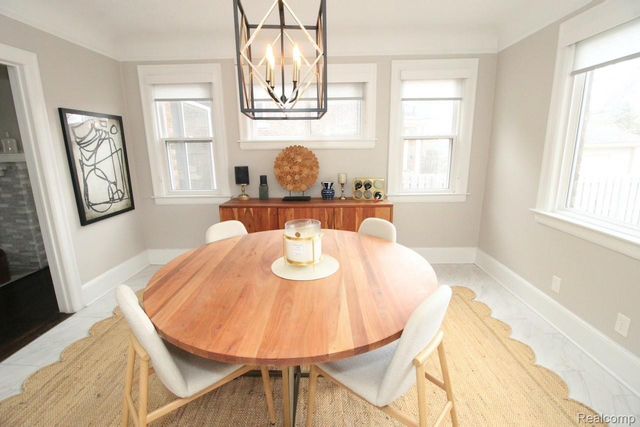 1383 Bishop Road, Grosse Pointe Park, MI 48230