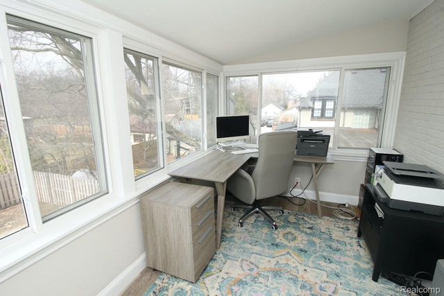 1383 Bishop Road, Grosse Pointe Park, MI 48230