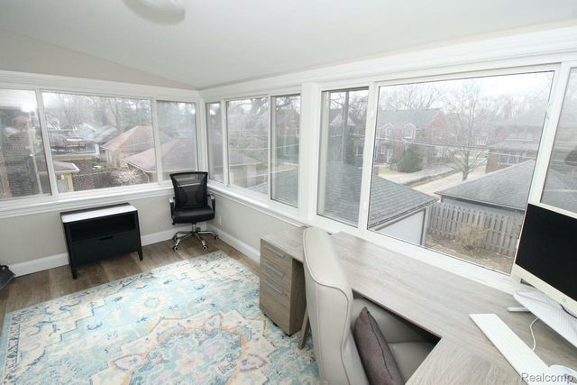 1383 Bishop Road, Grosse Pointe Park, MI 48230