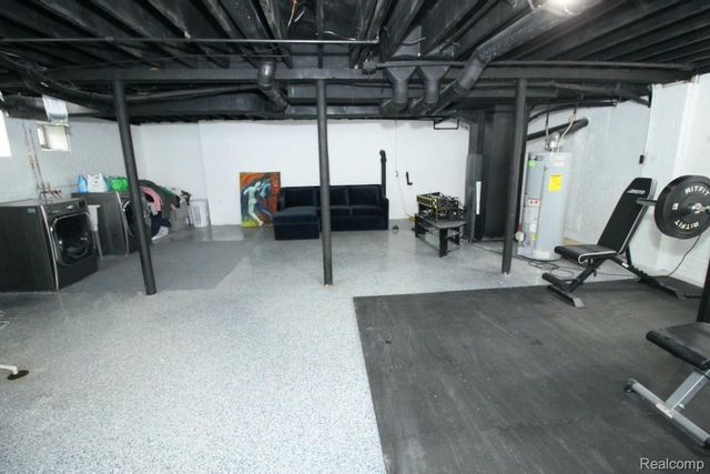 1383 Bishop Road, Grosse Pointe Park, MI 48230