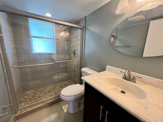 610 SE 2nd Avenue L21, Deerfield Beach, FL 33441
