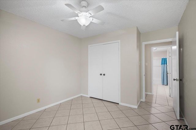 411 Shady Ln, Whitehouse, TX 75791