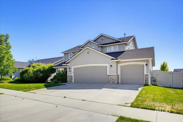 8132 S Red Shine Ave, Boise, ID 83709