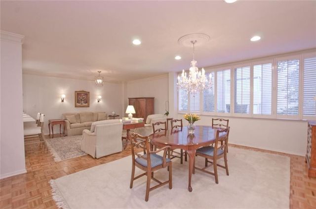 2734 Peachtree Road NW C101, Atlanta, GA 30305