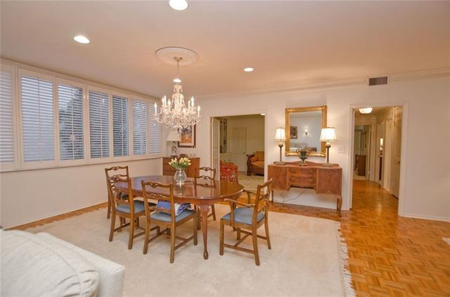 2734 Peachtree Road NW C101, Atlanta, GA 30305