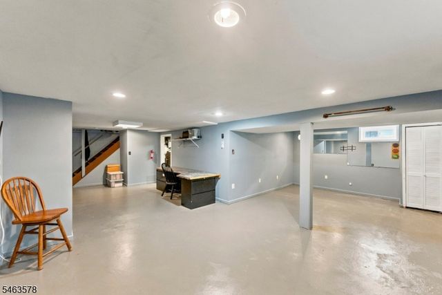 46 Meredith Rd, Edison Twp., NJ 08817